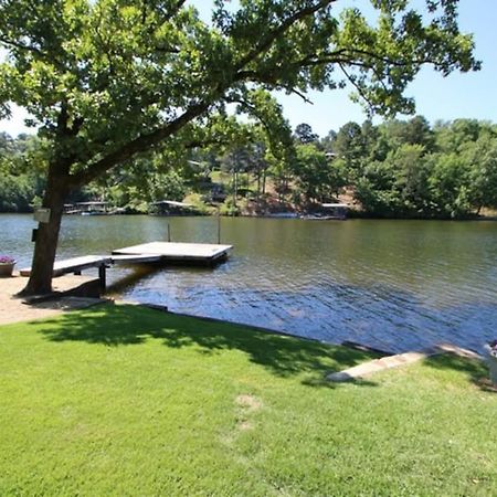#02 - Unique Lakeside Studio Cottage- Pet Friendly Hot Springs Luaran gambar